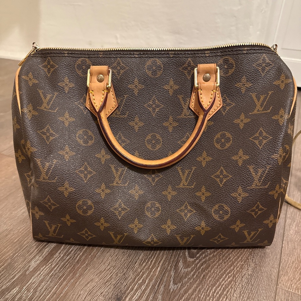 Louis Vuitton speedy